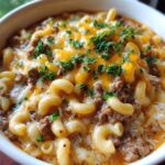 One-Pot Macaroni Cheeseburger Soup